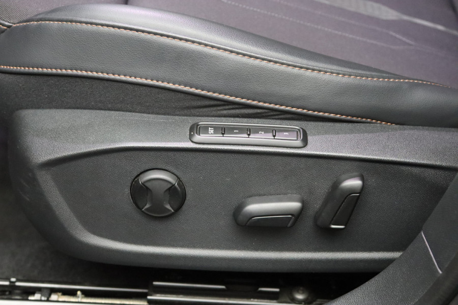 CUPRA Formentor 1.4 e-Hybrid 245 PK VZ Copper Edition PHEV, Trekhaak, Memory, Adap. Cruise Control