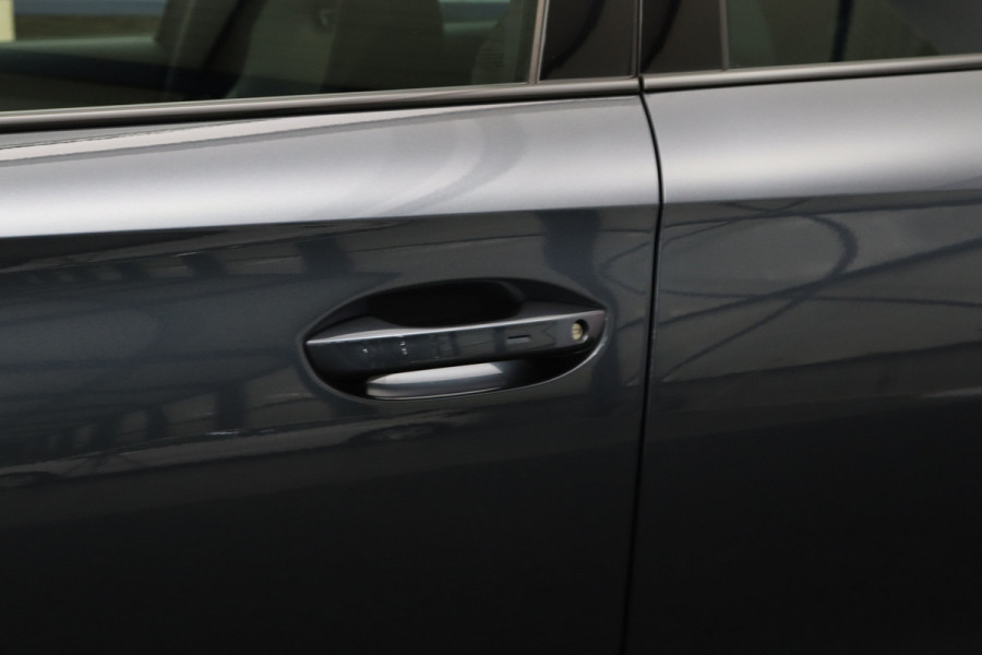 CUPRA Formentor 1.4 e-Hybrid 245 PK VZ Copper Edition PHEV, Trekhaak, Memory, Adap. Cruise Control