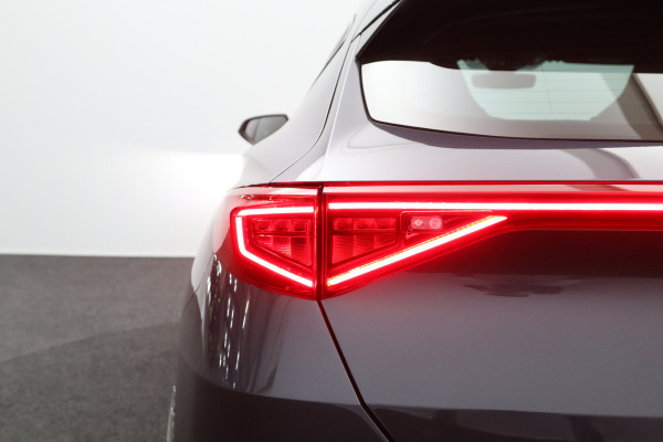 CUPRA Formentor 1.4 e-Hybrid 245 PK VZ Copper Edition PHEV, Trekhaak, Memory, Adap. Cruise Control