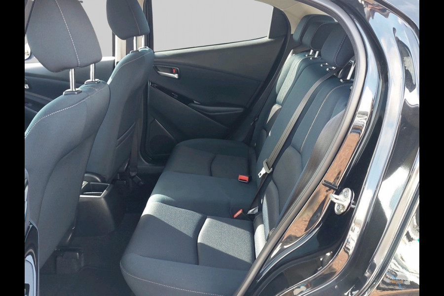 Mazda 2 1.5 Skyactiv-G Luxury | Head-up display | Navigatie