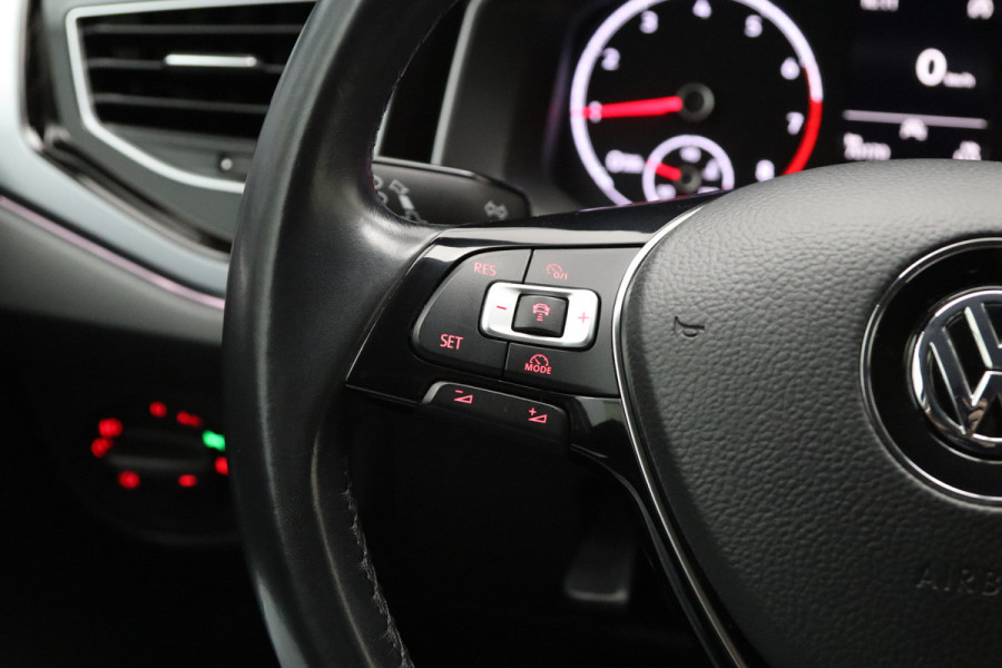 Volkswagen Polo 1.0 TSI 96 PK Highline, Camera, Carplay, Adap. Cruise Control