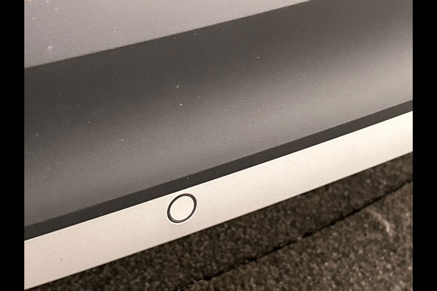 Volkswagen ID.5 Pro Advantage 77 kWh | SOH 98% | Navigatie | Apple/Carplay | Camera