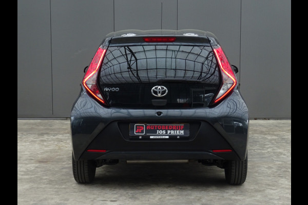 Toyota Aygo 1.0 VVT-i x-fun * EXTRA GETINT GLAS * LED * GOED ONDERH. !!