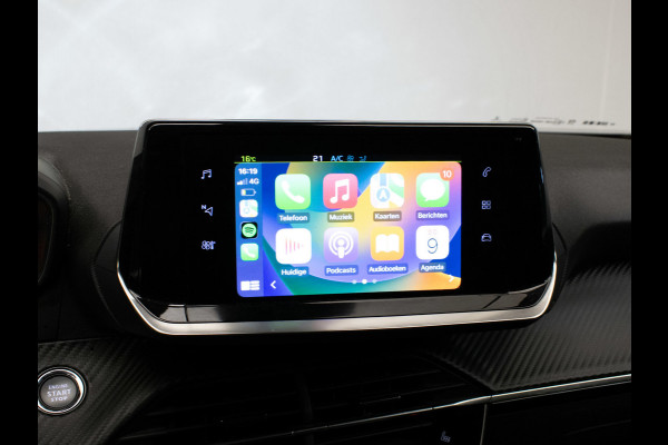 Peugeot e-2008 EV Active Pack 50 kWh Sport (APPLE CARPLAY,NAVI,CAMERA,STOELVERWARMING,CLIMATE,CRUISE,LED,LM VELGEN,NETTE STAAT)