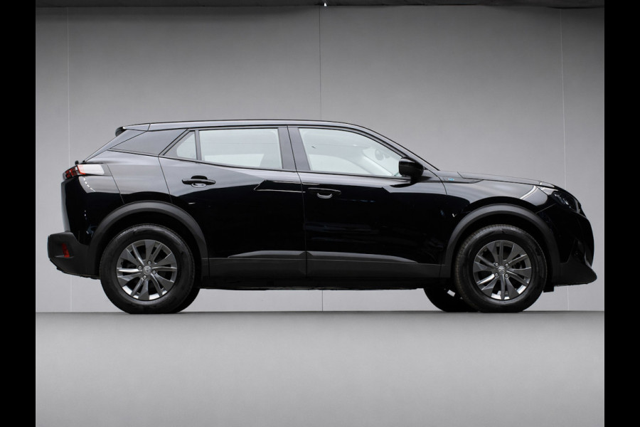 Peugeot e-2008 EV Active Pack 50 kWh Sport (APPLE CARPLAY,NAVI,CAMERA,STOELVERWARMING,CLIMATE,CRUISE,LED,LM VELGEN,NETTE STAAT)