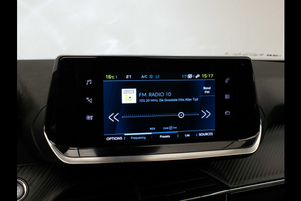 Peugeot e-2008 EV Active Pack 50 kWh Sport (APPLE CARPLAY,NAVI,CAMERA,STOELVERWARMING,CLIMATE,CRUISE,LED,LM VELGEN,NETTE STAAT)