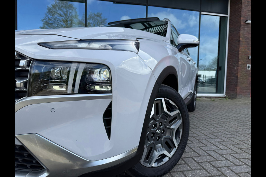 Hyundai Santa Fe 1.6 T-GDI HEV Premium Sky 7p. - Automaat - Leder - Navi - Org.NL