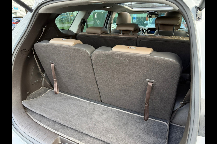 Hyundai Santa Fe 1.6 T-GDI HEV Premium Sky 7p. - Automaat - Leder - Navi - Org.NL