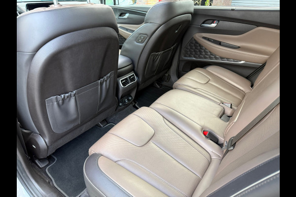 Hyundai Santa Fe 1.6 T-GDI HEV Premium Sky 7p. - Automaat - Leder - Navi - Org.NL