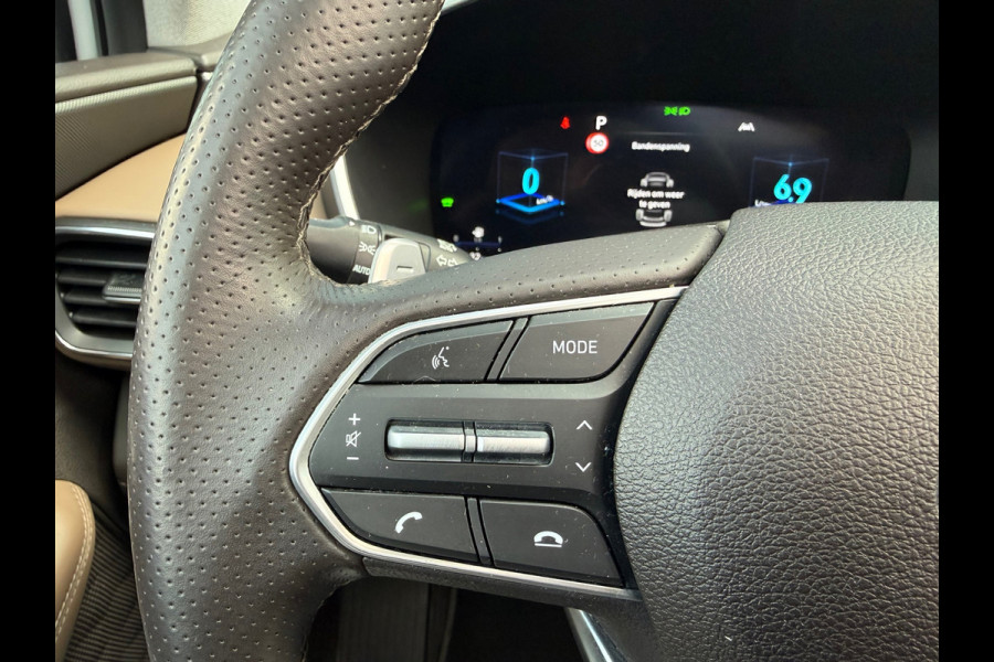 Hyundai Santa Fe 1.6 T-GDI HEV Premium Sky 7p. - Automaat - Leder - Navi - Org.NL