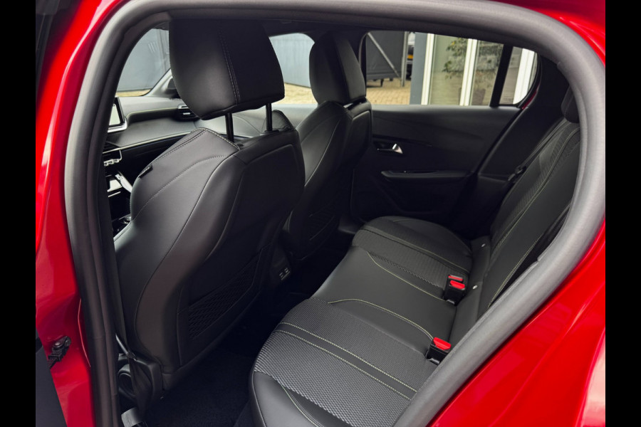 Peugeot e-208 EV GT 51 kWh | Nieuwe Auto | Camera | Navigatie By App | LED |