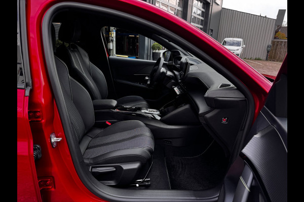 Peugeot e-208 EV GT 51 kWh | Nieuwe Auto | Camera | Navigatie By App | LED |