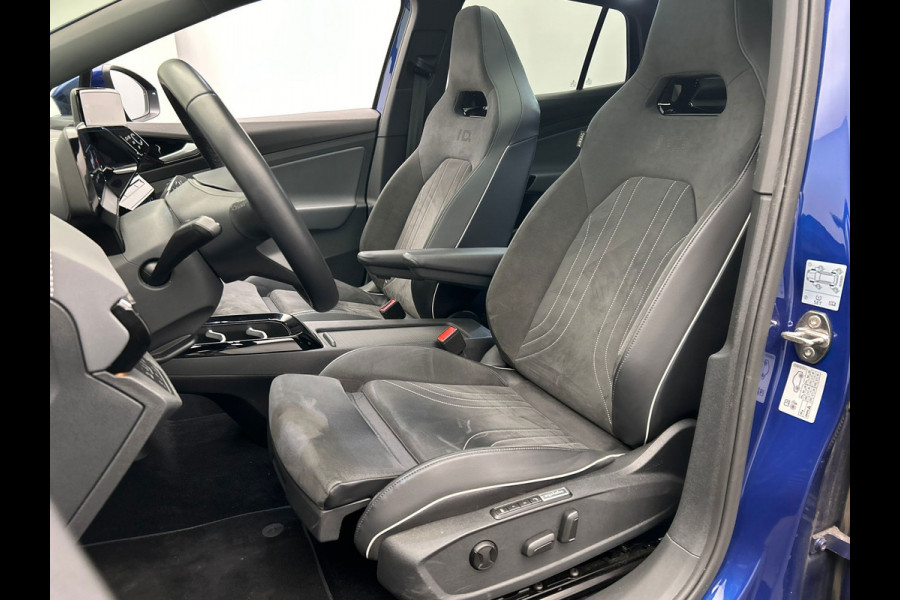 Volkswagen ID.5 Pro Business 77 kWh | SOH 95% | Pano/Dak | Trekhaak | Stoelverwarming | Leder/Alcantara