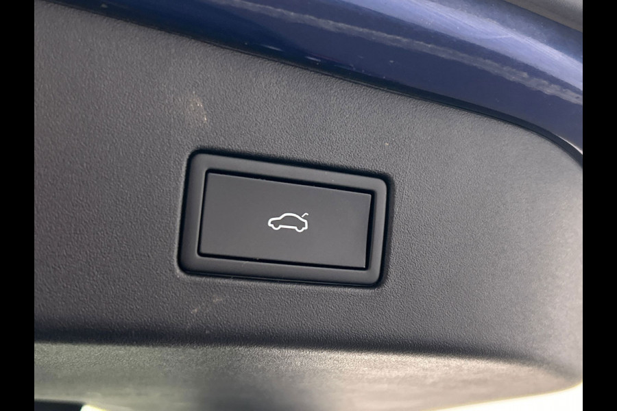 Volkswagen ID.5 Pro Business 77 kWh | SOH 95% | Pano/Dak | Trekhaak | Stoelverwarming | Leder/Alcantara