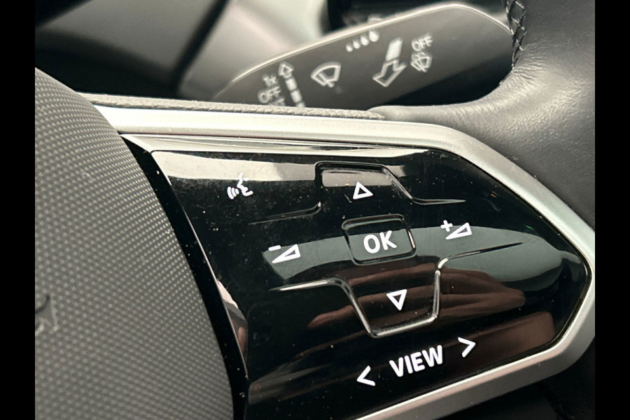 Volkswagen ID.5 Pro Business 77 kWh | SOH 95% | Pano/Dak | Trekhaak | Stoelverwarming | Leder/Alcantara