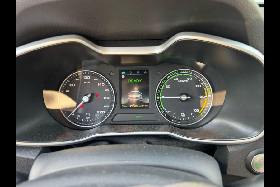 MG Mg Zs EV Luxury 45 kWh | 143pk | Panoramadak | Elektrisch Verstelbare Stoelen | Dodehoeksensoren |