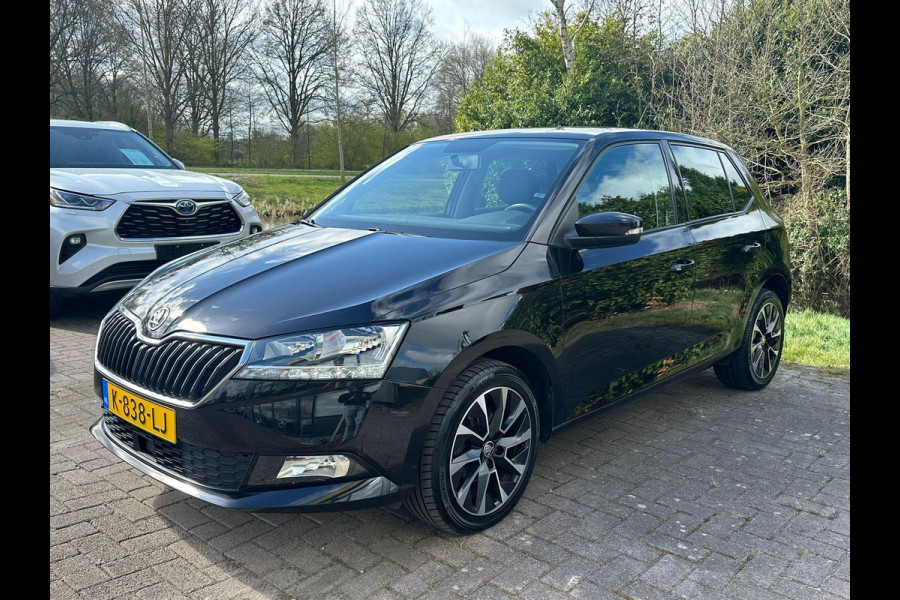 Škoda Fabia 1.0 TSI Business Edition | Cruise Controle | Airco | Lane assist | 16 Inch Lichtmetalen Velgen | Multifunctioneel Stuurwiel