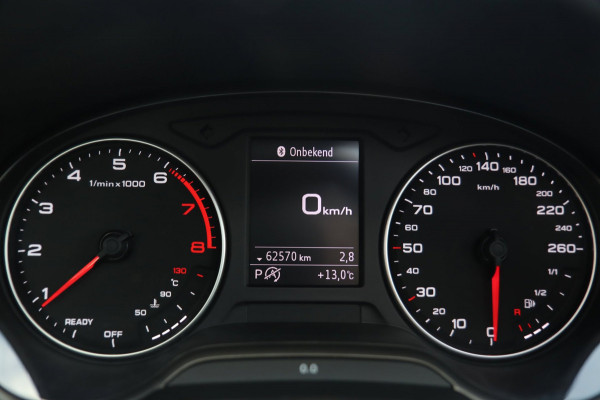 Audi Q2 40 TFSI quattro / PANO / RS Wielen / LEDER / CAMERA / NAVI