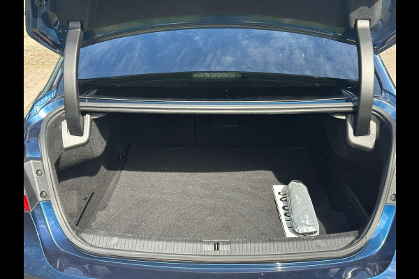 Renault Talisman 1.6 TCe Intens 150pk Automaat Trekhaak | 4Control | BOSE Audio | Dodehoeksensoren | Navigatie | Achteruitrijcamera | Full LED |