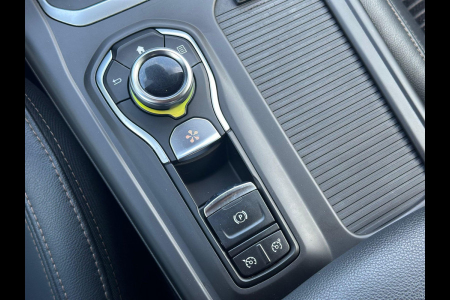 Renault Talisman 1.6 TCe Intens 150pk Automaat Trekhaak | 4Control | BOSE Audio | Dodehoeksensoren | Navigatie | Achteruitrijcamera | Full LED |