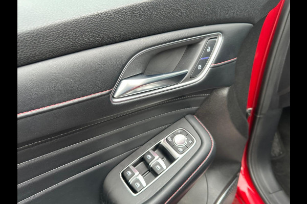 MG EHS 1.5 TGDI Luxury | PHEV | MEGA COMPLEET! | COMPLETE HISTORIE AANWEZIG | FABRIEKSGARANTIE T/M 011-2030 | 52km WLTP ELECTR RIJBEREIK, TOTAAL RIJBEREIK TOT 1.000km! |