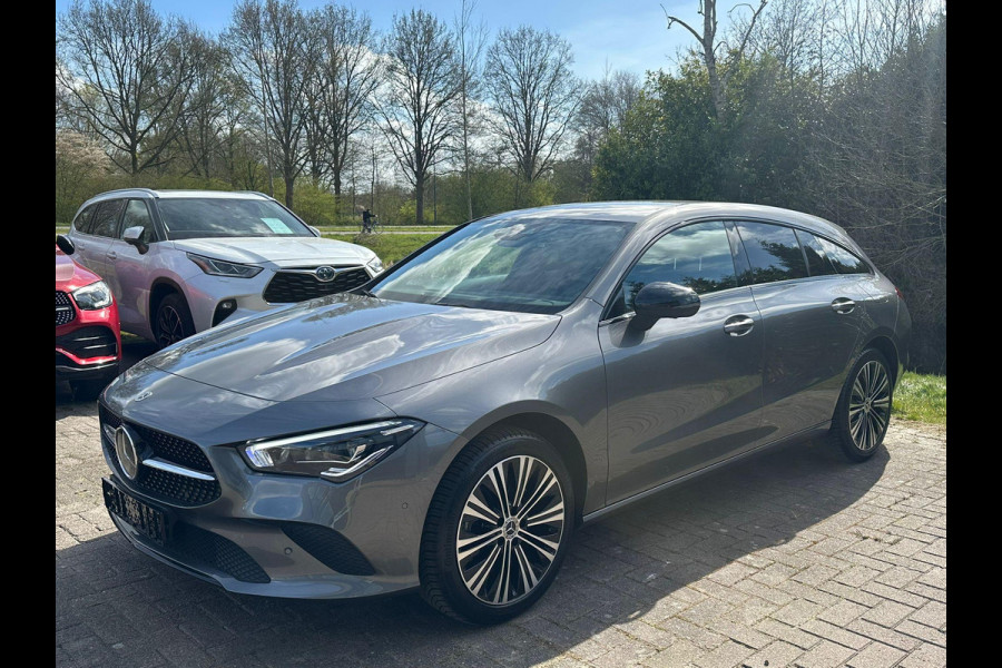 Mercedes-Benz CLA-Klasse Shooting Brake 250 e Progressive | Adaptive cruise control | 360 graden camera | Stoelverwarming