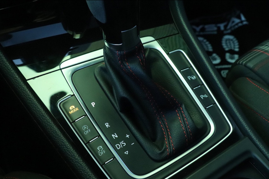 Volkswagen Golf 2.0 TSI GTI Performance | PANO / DYNAUDIO / VOL!