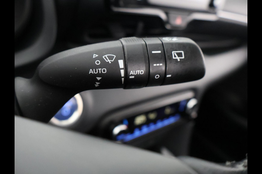 Toyota Yaris 1.5 Hybrid Dynamic | Apple Carplay & AndroidAUTO | Camera | Adaptieve Cruise Control |