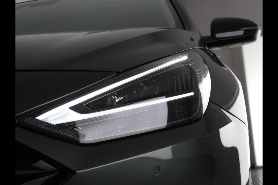 Hyundai i30 Wagon 1.5 T-GDi MHEV Premium | Stuur-/Stoelverwarming | Navigatie | Parkeersensoren voor & Achter |