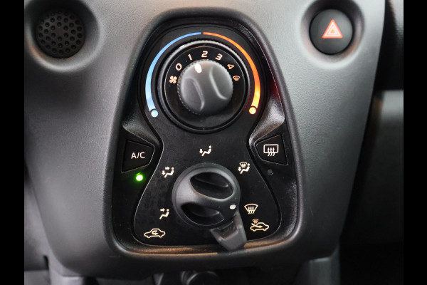 Toyota Aygo 1.0 VVT-i X-Fun | Airco | Elektrische ramen | Bluetooth | Radio/USB |