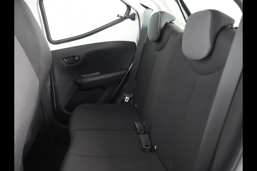 Toyota Aygo 1.0 VVT-i X-Fun | Airco | Elektrische ramen | Bluetooth | Radio/USB |