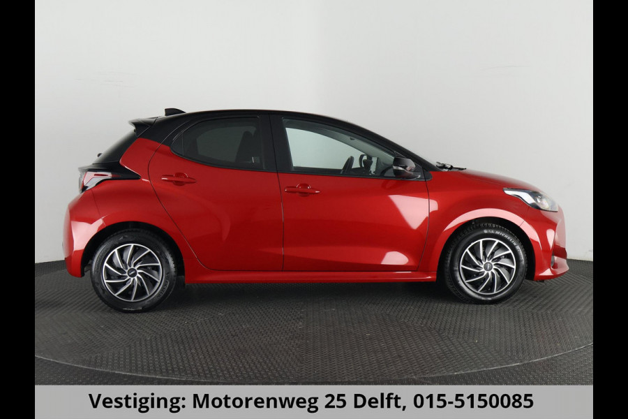Toyota Yaris 1.5 Hybrid Bi-Tone GARANTIE TOT 12-2032! . NAVIGATIE . ACHTERUITRIJ CAMERA .  ADAPTIEVE CRUISE CONTROL .
