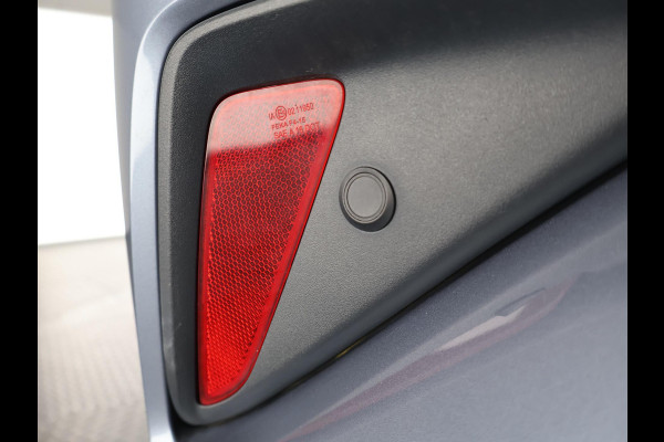 Toyota C-HR 2.0 Hybrid Dynamic | Dealer onderhouden | 1e eigenaar |