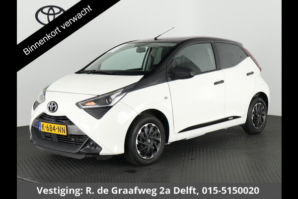 Toyota Aygo 1.0 VVT-i X-Fun Bi-Tone | 1e eigenaar | Airco | Bluetooth | Privacy Glass |