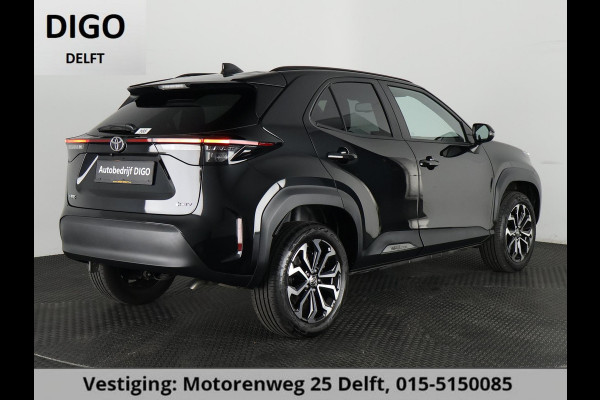 Toyota Yaris Cross 1.5 HYBRID DYNAMIC LUXERY BIJNA 2025 GARANT 12-'34 PDC V+A. BLIND SPOT. STUUR/STOELVERWARMING APPLE CARPLAY/ANDROID.