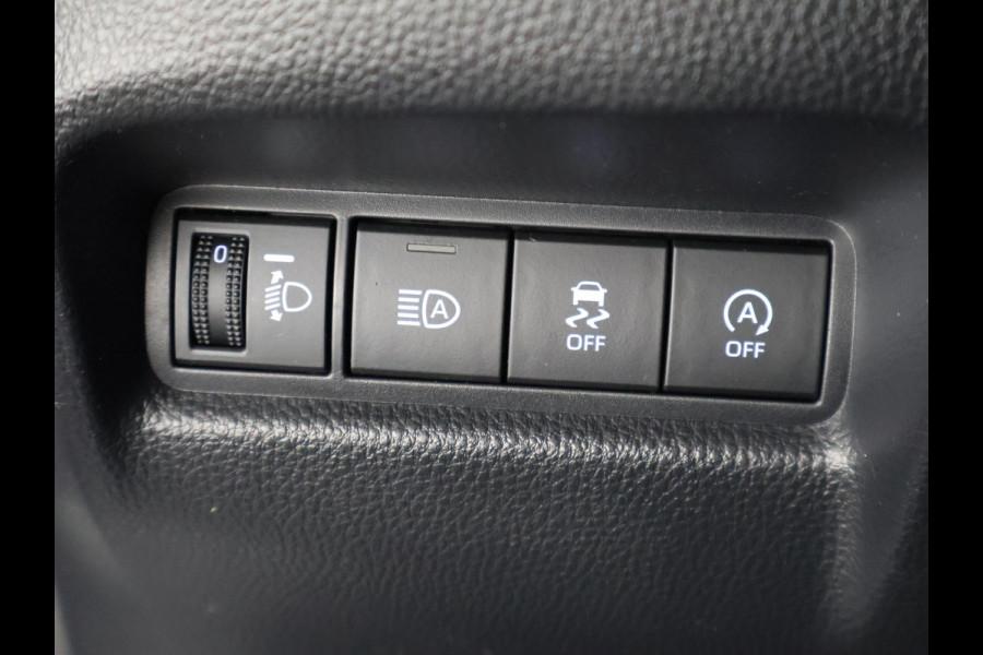 Toyota Aygo X 1.0 VVT-i MT Play Bi-Tone | Apple Carplay & AndroidAUTO | Camera | Privacy Glass |