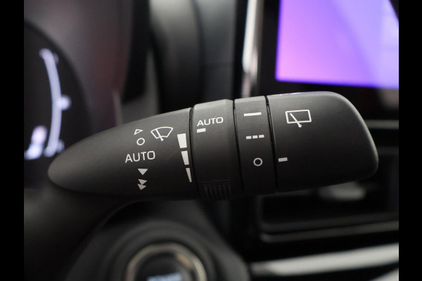 Toyota Yaris Cross 1.5 Hybrid 115 Dynamic Luxury | Apple Carplay & AndroidAUTO | Camera | Stuur- & Stoelverwarming |