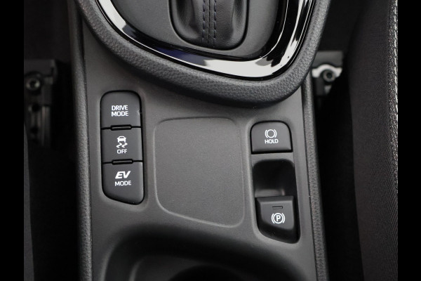 Toyota Yaris Cross 1.5 Hybrid 115 Dynamic Luxury | Apple Carplay & AndroidAUTO | Camera | Stuur- & Stoelverwarming |