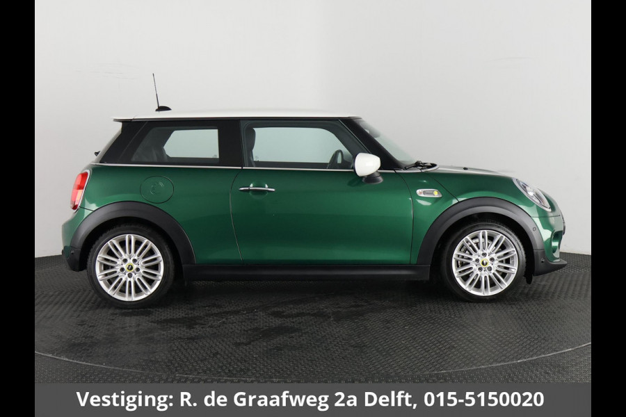 MINI Cooper Charged 33 kWh ACCU 97% Cooper Electric | (184 PK) | Navigatie | Stoelverwarming | 1e eigenaar |