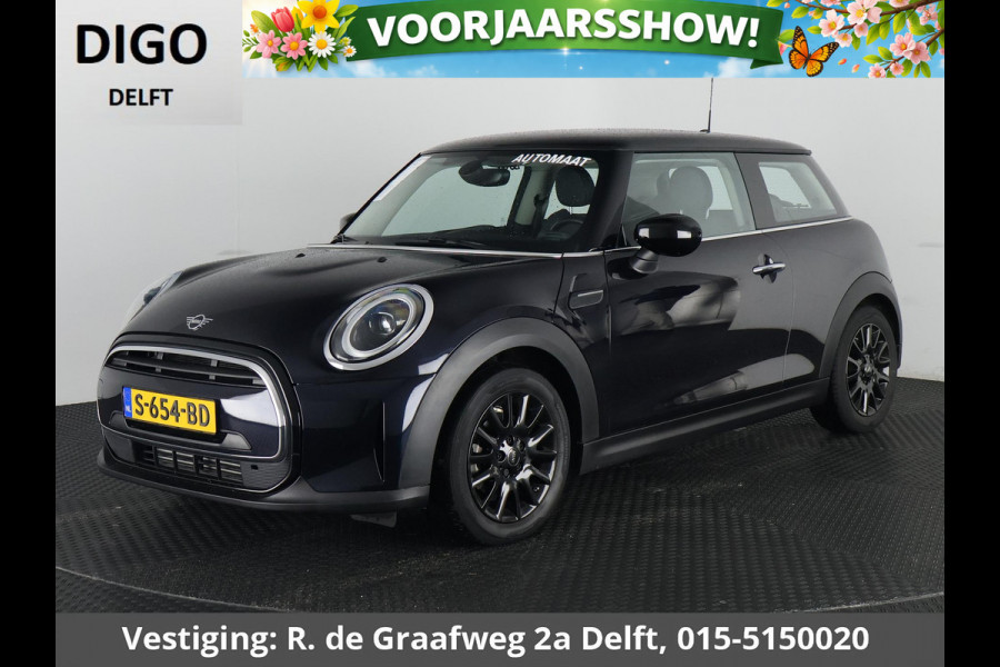 MINI Mini 1.5 Cooper Sports Classic Automaat | Apple Carplay & AndroidAUTO | Parkeersensoren | 1e eigenaar |