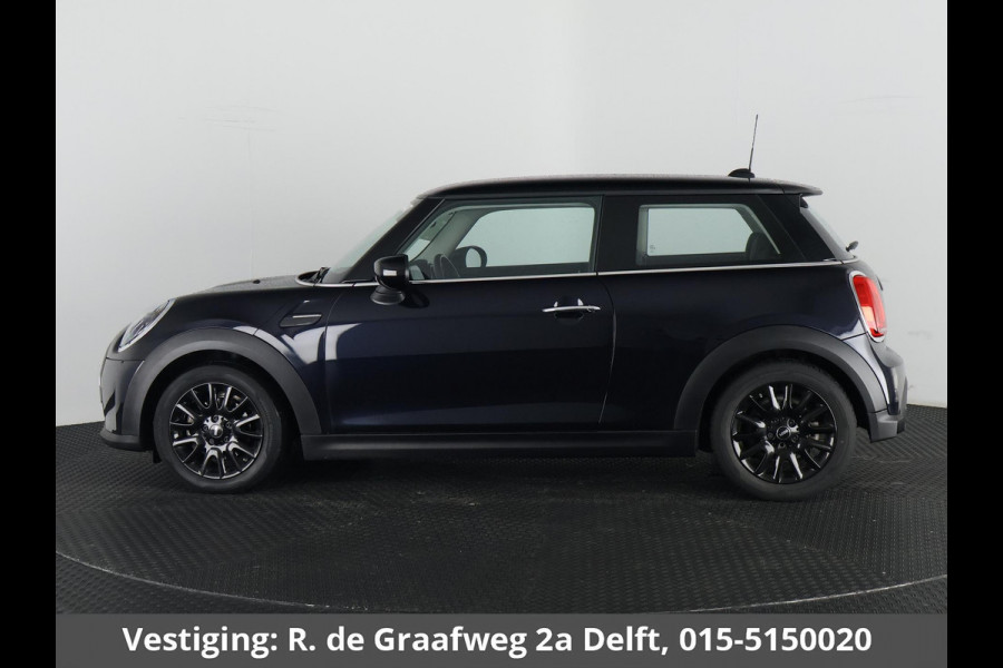 MINI Mini 1.5 Cooper Sports Classic Automaat | Apple Carplay & AndroidAUTO | Parkeersensoren | 1e eigenaar |