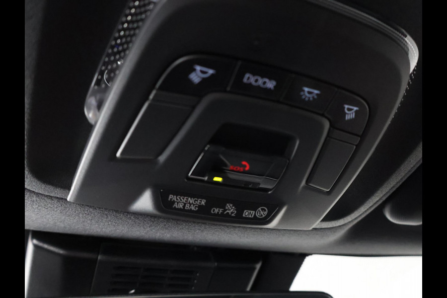 Toyota Corolla Touring Sports Hybrid 140 Business Luxury | Stuur-& Stoelverwarming | Adaptieve Cruise control | Apple CarPlay & AndroidAUTO |