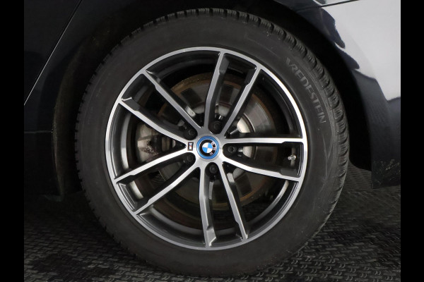 BMW 5 Serie Touring 530e Business Edition Plus M-Pakket | Stoelverwarming | Harman Kardon | Panoramadak |