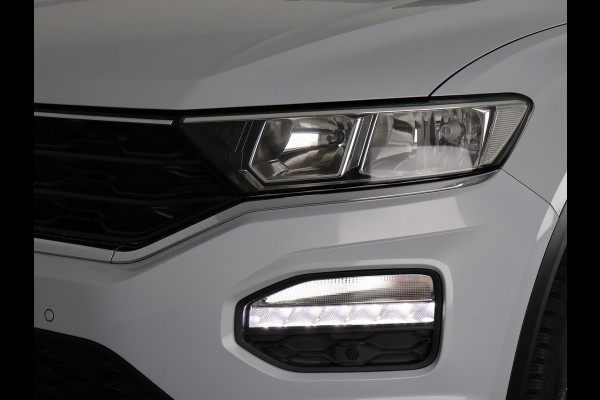 Volkswagen T-Roc 1.0 TSI Two-Tone | Apple Carplay & AndroidAUTO | Privacy Glass |