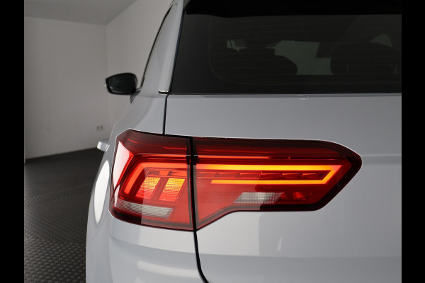 Volkswagen T-Roc 1.0 TSI Two-Tone | Apple Carplay & AndroidAUTO | Privacy Glass |