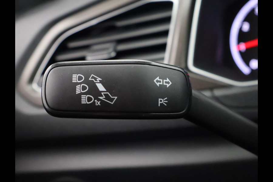 Volkswagen T-Roc 1.0 TSI Two-Tone | Apple Carplay & AndroidAUTO | Privacy Glass |