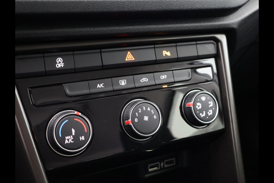 Volkswagen T-Roc 1.0 TSI Two-Tone | Apple Carplay & AndroidAUTO | Privacy Glass |