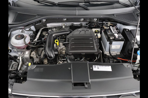 Volkswagen T-Roc 1.0 TSI Two-Tone | Apple Carplay & AndroidAUTO | Privacy Glass |