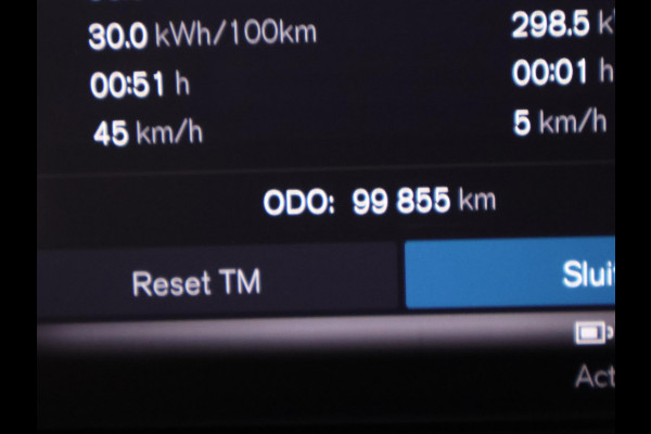 Volvo XC40 Recharge Core SOH 92% | Apple Carplay & AndroidAUTO | Dwarsstangen | Elektrische kofferklep | Camera |