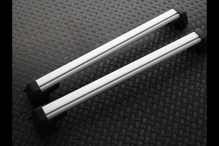 Volvo XC40 Recharge Core SOH 92% | Apple Carplay & AndroidAUTO | Dwarsstangen | Elektrische kofferklep | Camera |